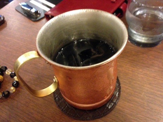 喫茶店でアイスコーヒーを飲みながら稼げるスキル
